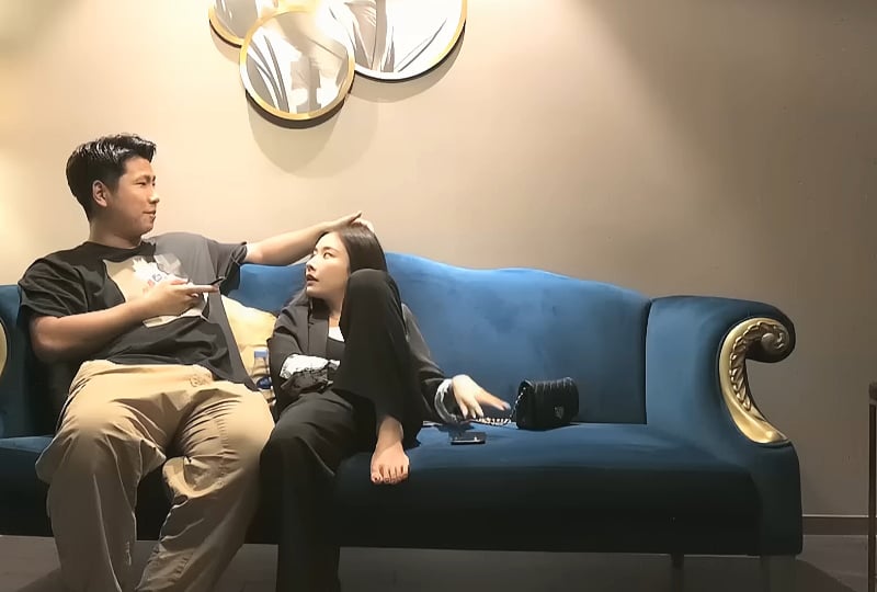 和性感大长 腿黑衣妹子 啪啪 , 舌吻 摸逼调情有一手!