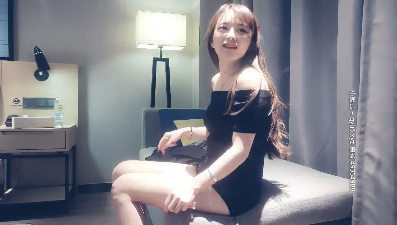 探花精選 -【AI高清2K修複】【趙總尋花】高端外圍女神場,甜美溫柔愛笑親和力強,舔穴淫蕩尤物