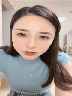 黑丝女神【甜腻小喵】裸舞一字马白虎道具自慰狂插!美!_3